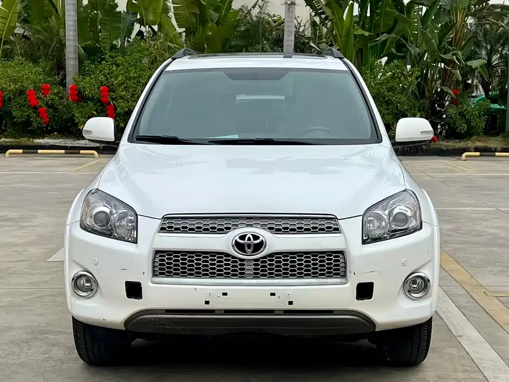 Toyota RAV4 2013 Premium 2.4L Automatic AWD Elite 2013 - thumbnail 2