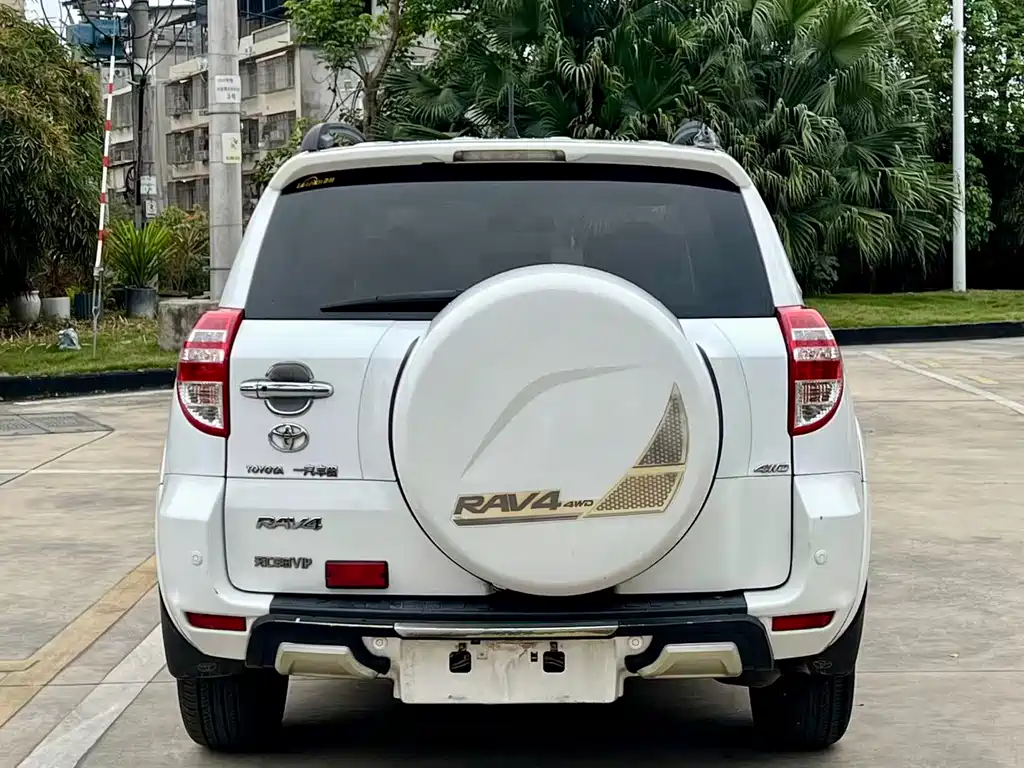Toyota RAV4 2013 Premium 2.4L Automatic AWD Elite 2013 - thumbnail 8