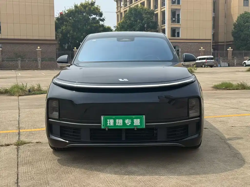 Li Auto Li L8 2024 Pro 2024 - thumbnail 2