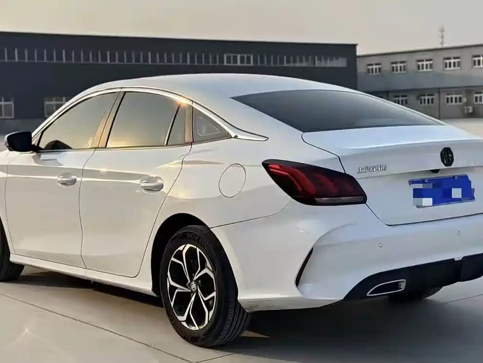 MG MG 5 2023 180DVVT CVT Style Edition 2023 - thumbnail 5
