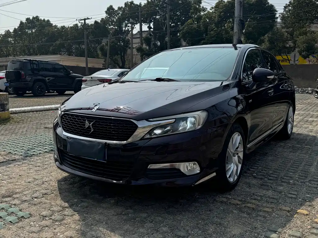 DS DS 5LS 2014 1.6T Elegant Edition THP160 2014
