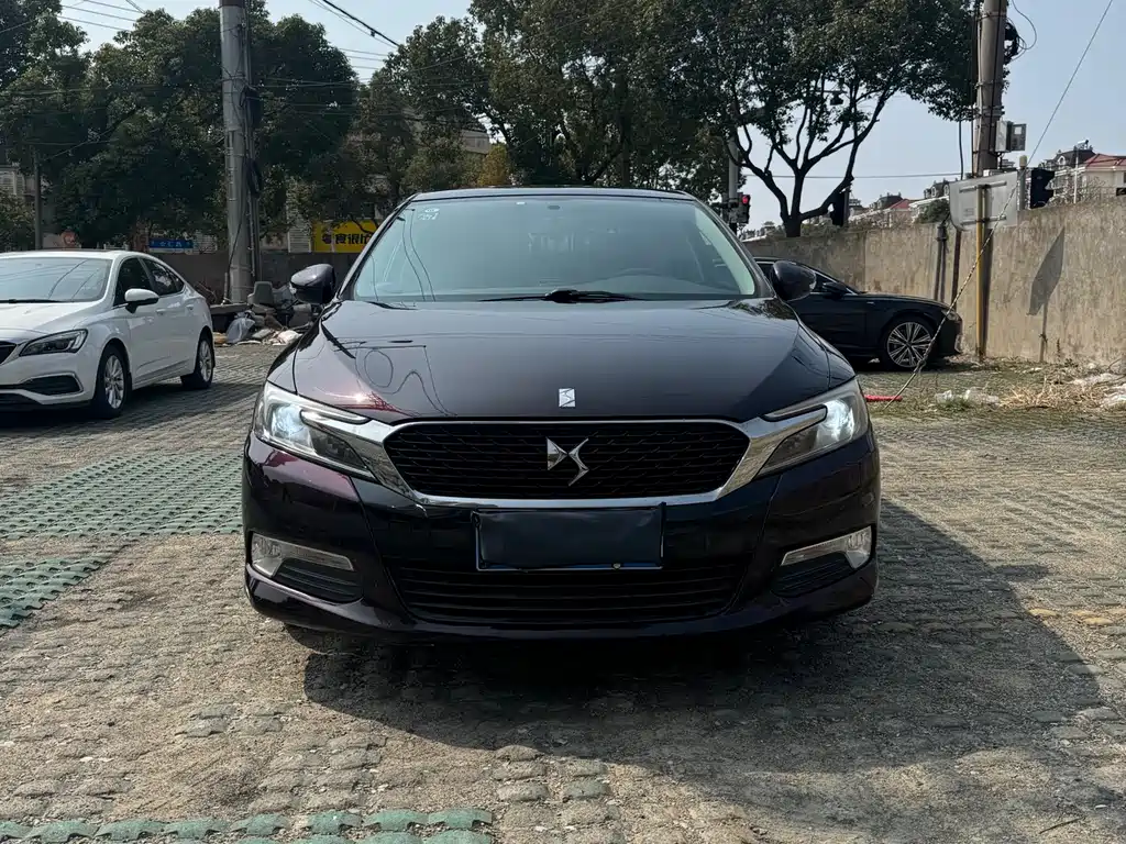 DS DS 5LS 2014 1.6T Elegant Edition THP160 2014 - thumbnail 2