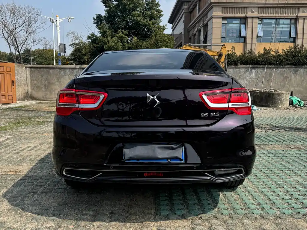 DS DS 5LS 2014 1.6T Elegant Edition THP160 2014 - thumbnail 13