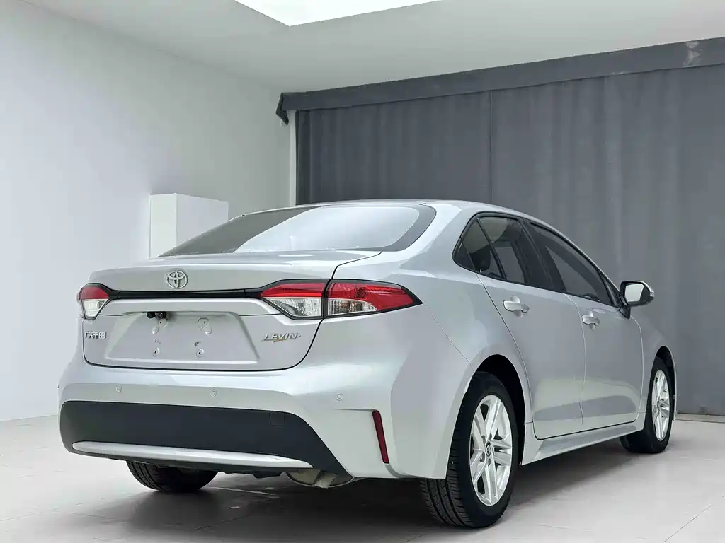 Toyota Toyota Corolla 2022 TNGA 1.5L CVT Advanced Edition 2022 - thumbnail 6