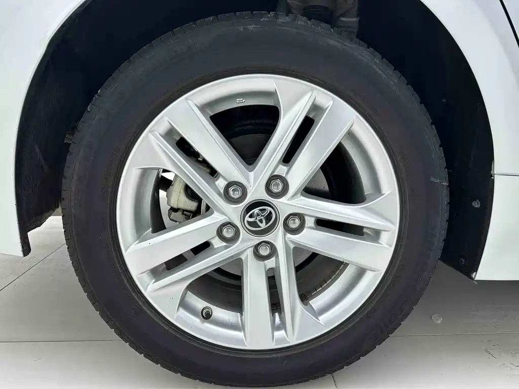 Toyota Toyota Corolla 2022 TNGA 1.5L CVT Advanced Edition 2022 - thumbnail 26