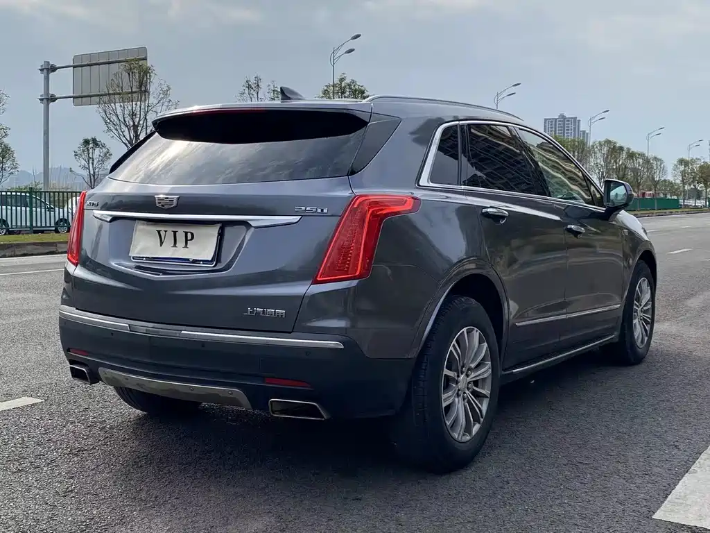 Cadillac Cadillac XT5 2017 Anniversary Edition 25T Luxury 2017 - thumbnail 5