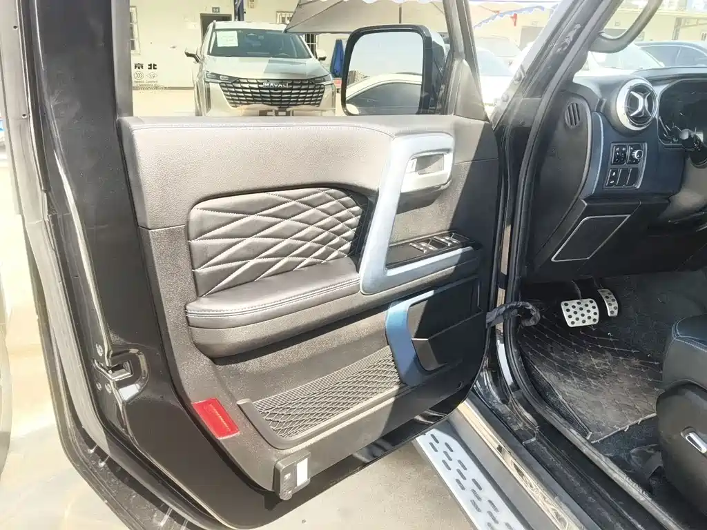 Beijing Off-Road Beijing Off-road BJ40 2020 2.0T Automatic 4WD Urban Hunter Ultimate Edition 2020 - thumbnail 7