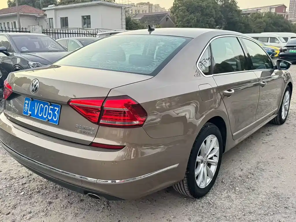 Volkswagen Volkswagen Passat 2017 330TSI DSG Premium Edition 2017 - thumbnail 8