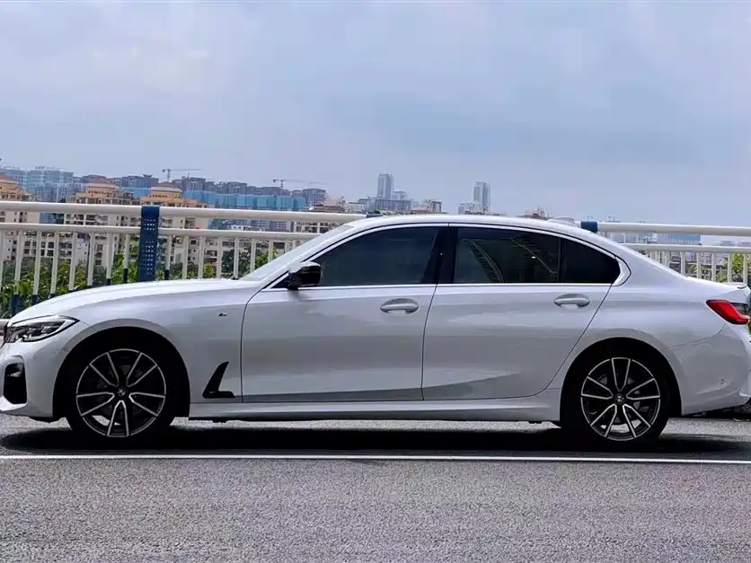 BMW BMW 3 Series 2021 325Li M Sport Package 2021 - thumbnail 4