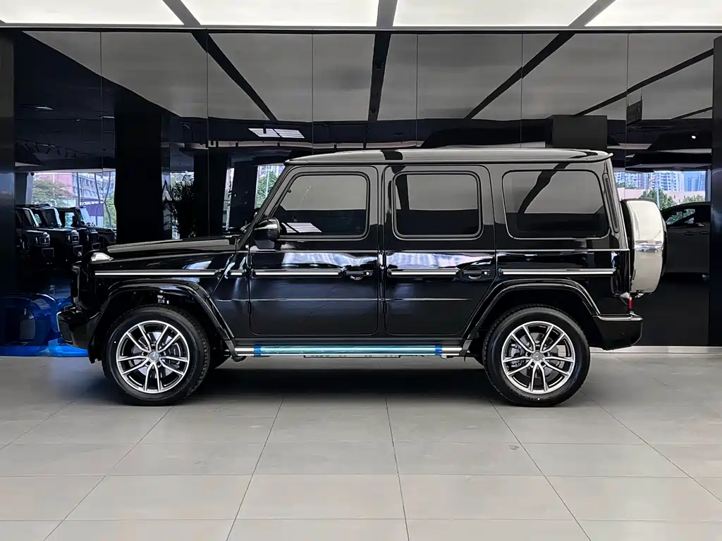 Mercedes-Benz Mercedes-Benz G-Class 2026 G 500 2026 - thumbnail 3