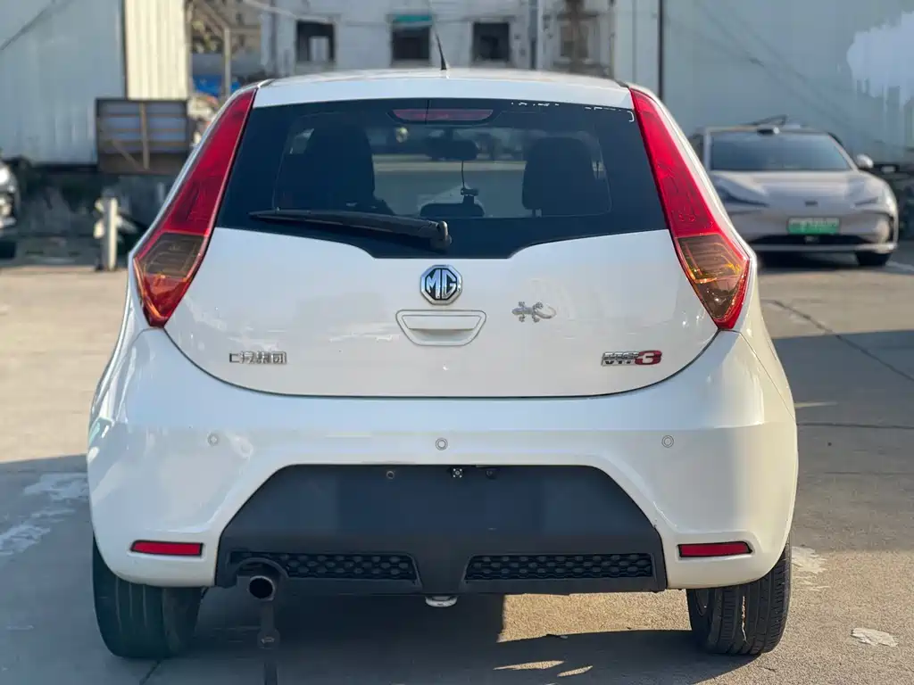 MG MG 3 2013 1.5L AMT Elite Edition 2014 - thumbnail 6