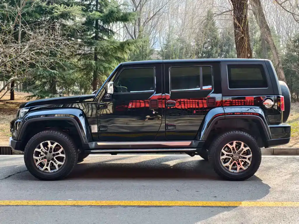 Beijing Off-Road Beijing Off-road BJ40 2023 2.0T Automatic 4WD Urban Hunter Ultimate Edition 2023 - thumbnail 3