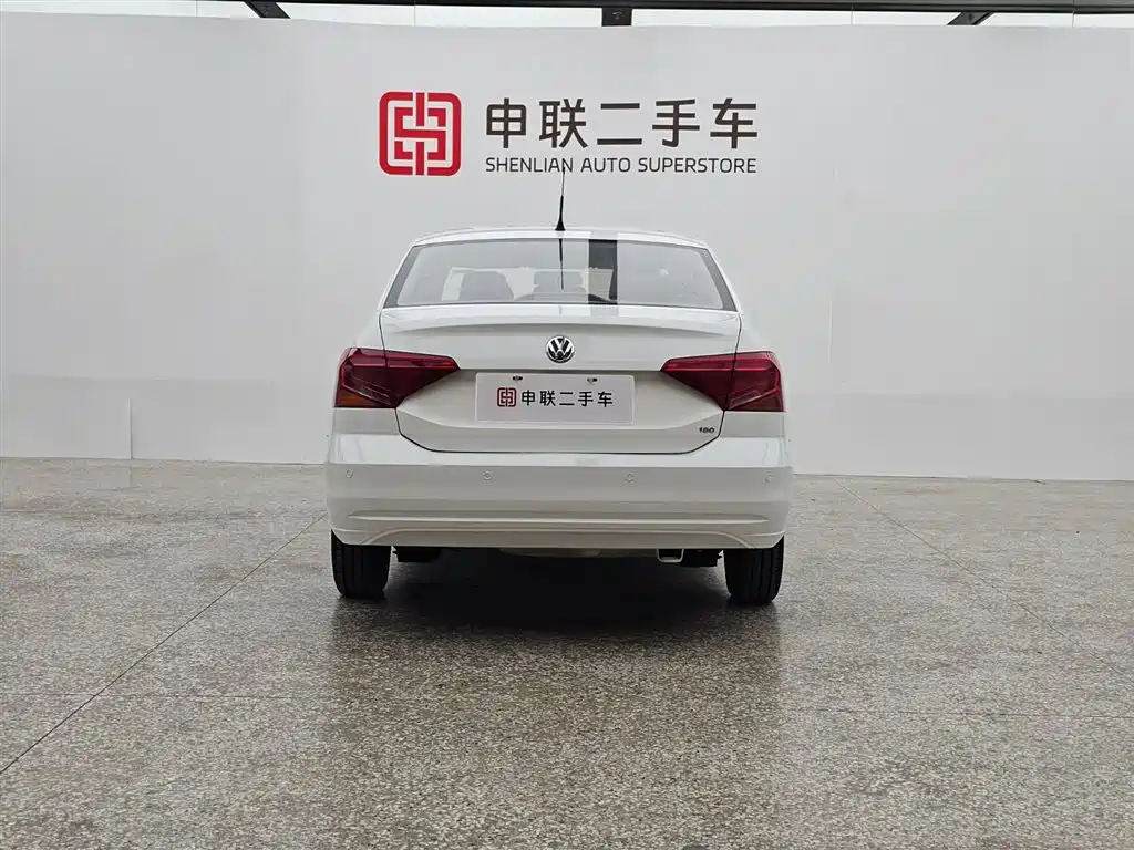 Volkswagen Volkswagen Jetta 2017 1.5L Automatic Fashion Edition 2018 - thumbnail 3
