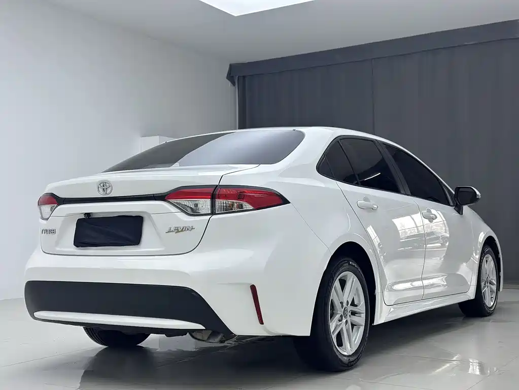 Toyota Toyota Corolla 2022 TNGA 1.5L CVT Advanced Edition 2022 - thumbnail 6