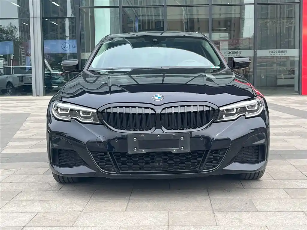 BMW BMW 3 Series 2022 Model Year Facelift 325Li M Sport Shadow Night Package 2022 - thumbnail 2