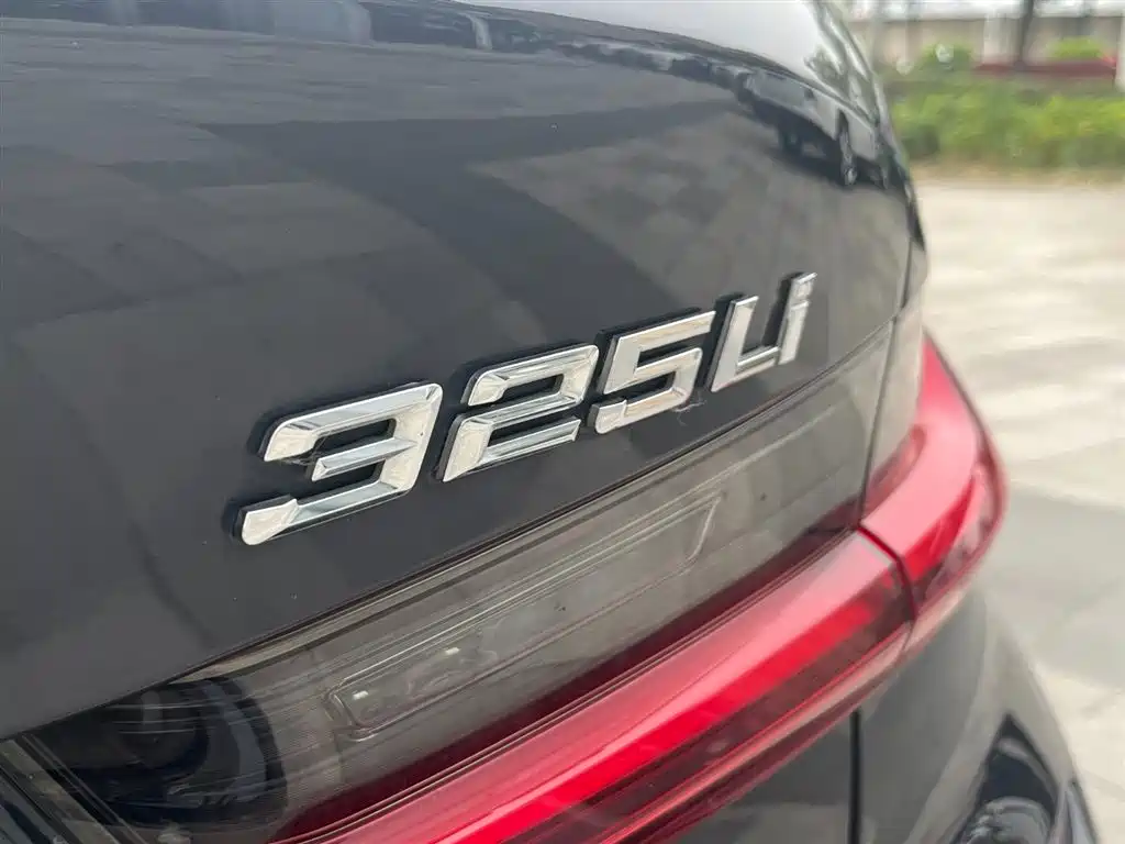 BMW BMW 3 Series 2022 Model Year Facelift 325Li M Sport Shadow Night Package 2022 - thumbnail 23