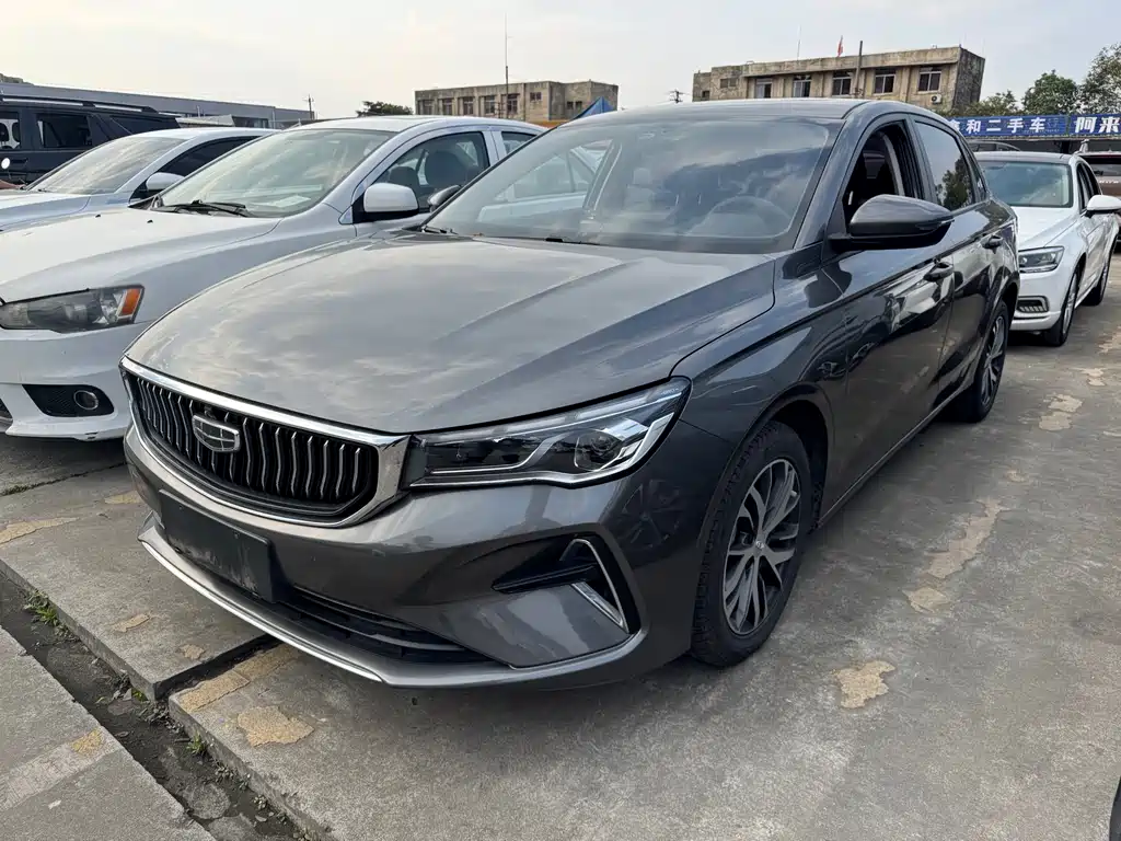 Geely Auto Geely Emgrand 2022 4th Generation 1.5L CVT Luxury Edition 2023
