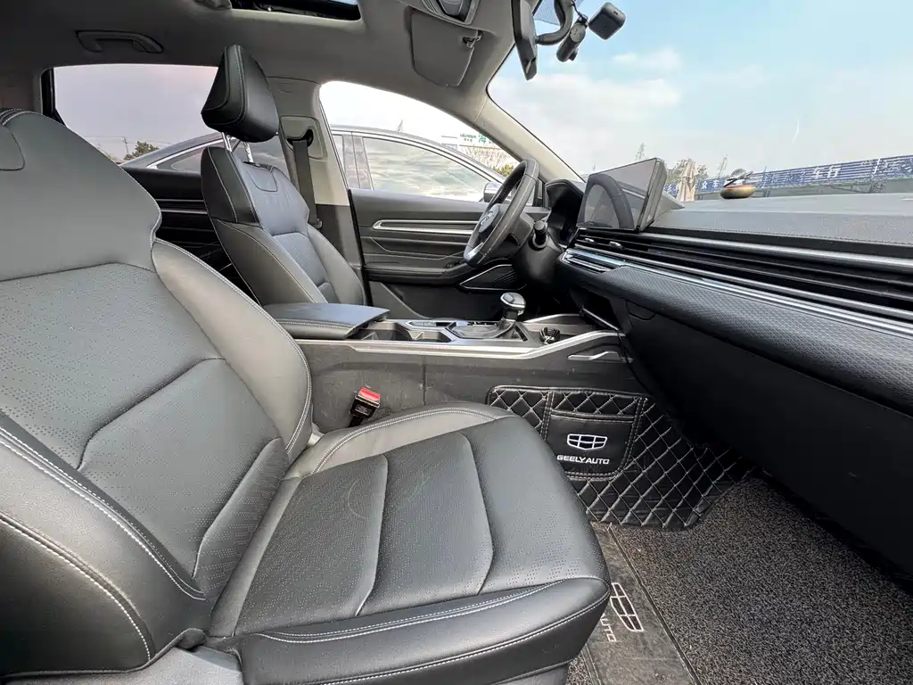 Geely Auto Geely Emgrand 2022 4th Generation 1.5L CVT Luxury Edition 2023 - thumbnail 5