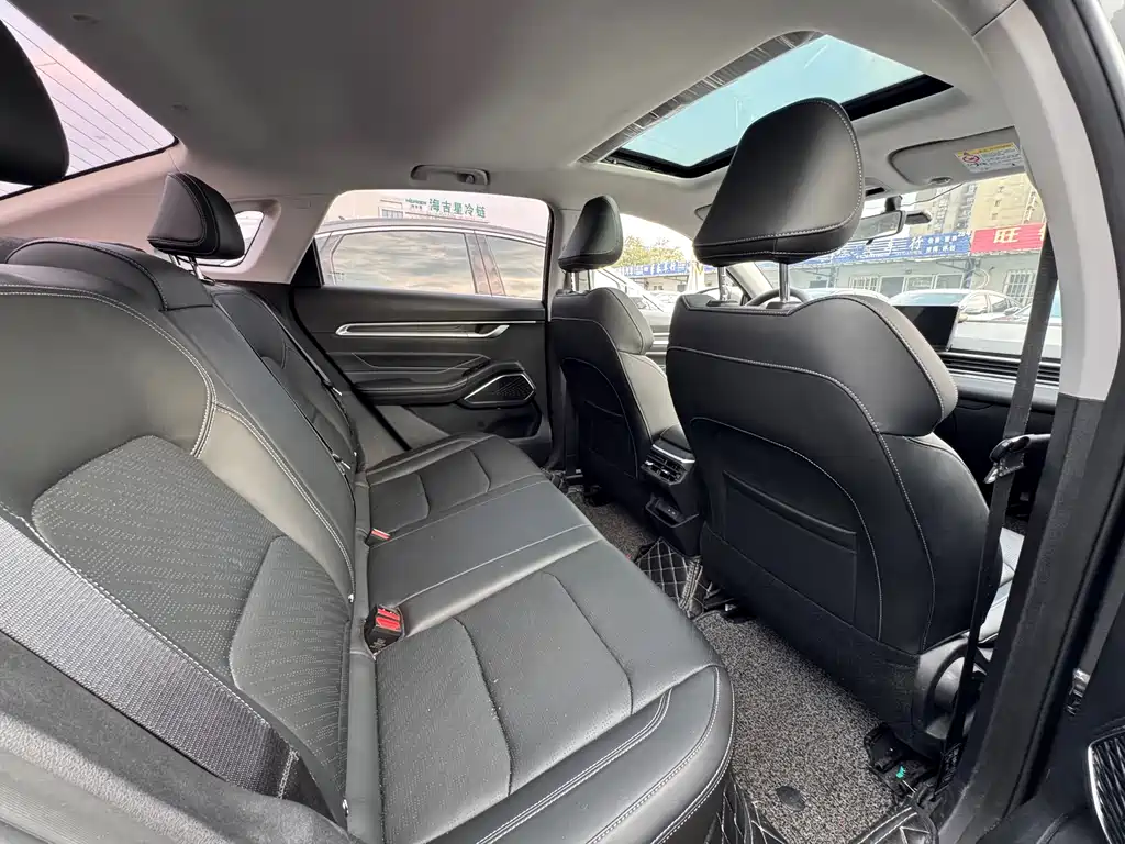 Geely Auto Geely Emgrand 2022 4th Generation 1.5L CVT Luxury Edition 2023 - thumbnail 7