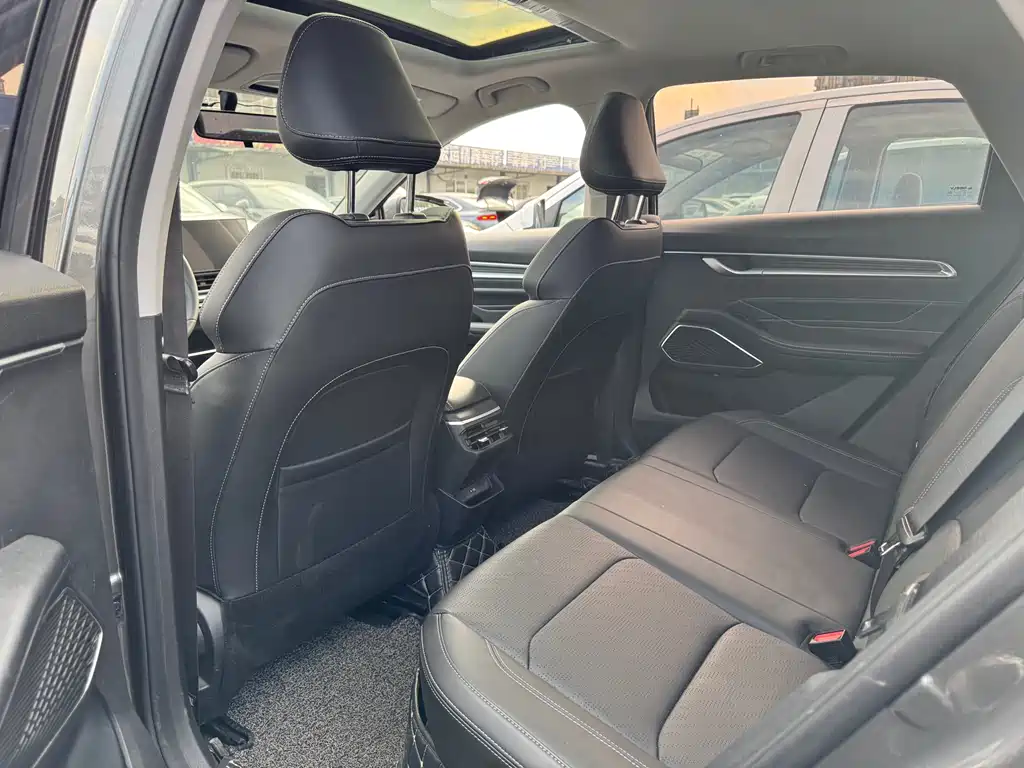 Geely Auto Geely Emgrand 2022 4th Generation 1.5L CVT Luxury Edition 2023 - thumbnail 8