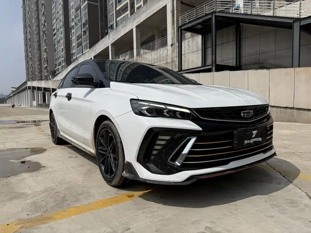 Geely Auto Geely Emgrand 2022 Emgrand COOL 1.5T DCT Wind Edition 2023 - thumbnail 3