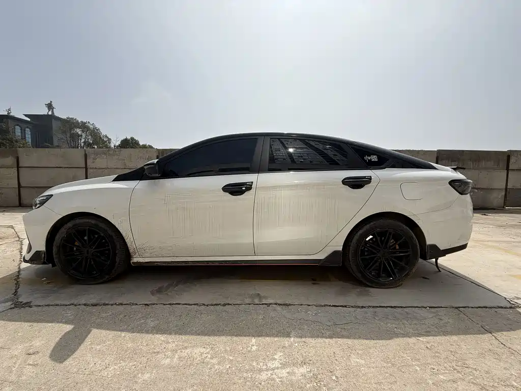 Geely Auto Geely Emgrand 2022 Emgrand COOL 1.5T DCT Wind Edition 2023 - thumbnail 8