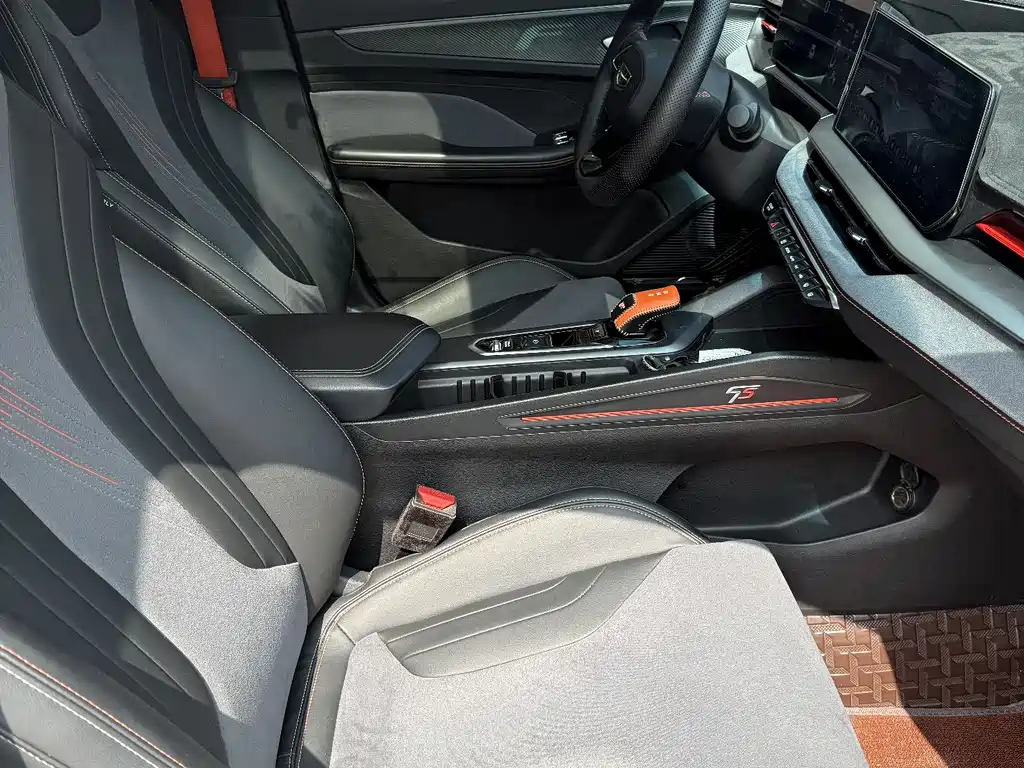 Geely Auto Geely Emgrand 2022 Emgrand COOL 1.5T DCT Wind Edition 2023 - thumbnail 10