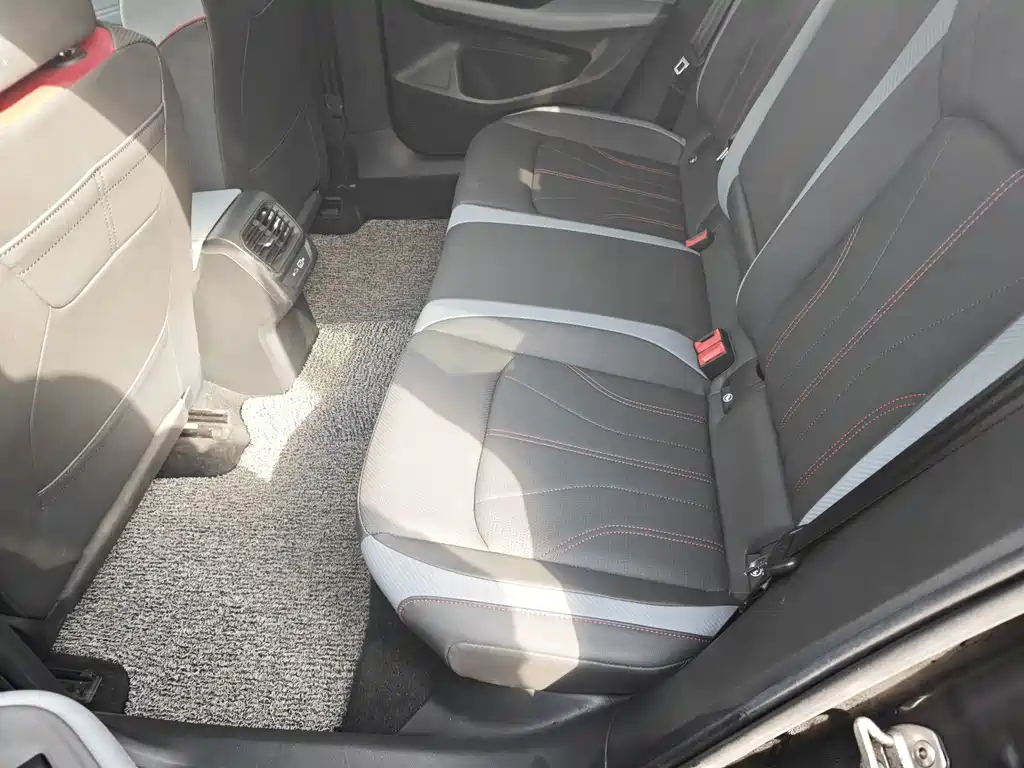 Volkswagen Lamando 2023 Lamando L 280TSI DSG Hot Edition 2023 - thumbnail 11