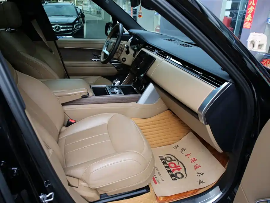 Land Rover Range Rover 2023 3.0 L6 400PS Autobiography Long Wheelbase 2022 - thumbnail 7