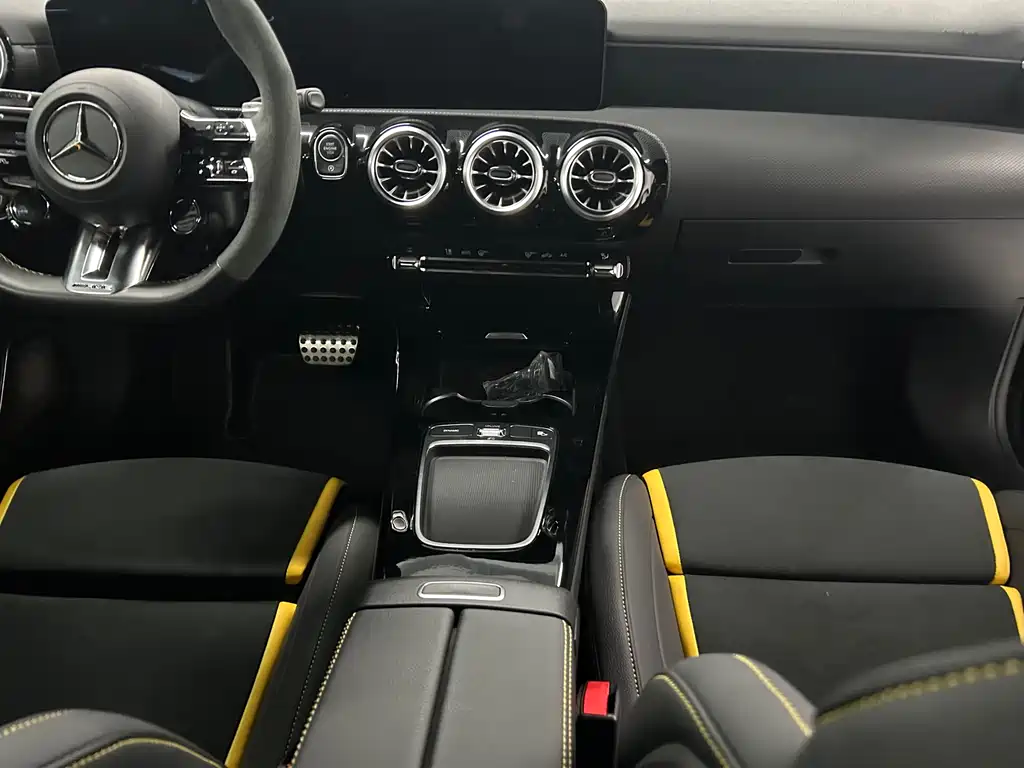 Mercedes-Benz Mercedes-Benz A-Class AMG A 45 S 4MATIC+ 2024 - thumbnail 12