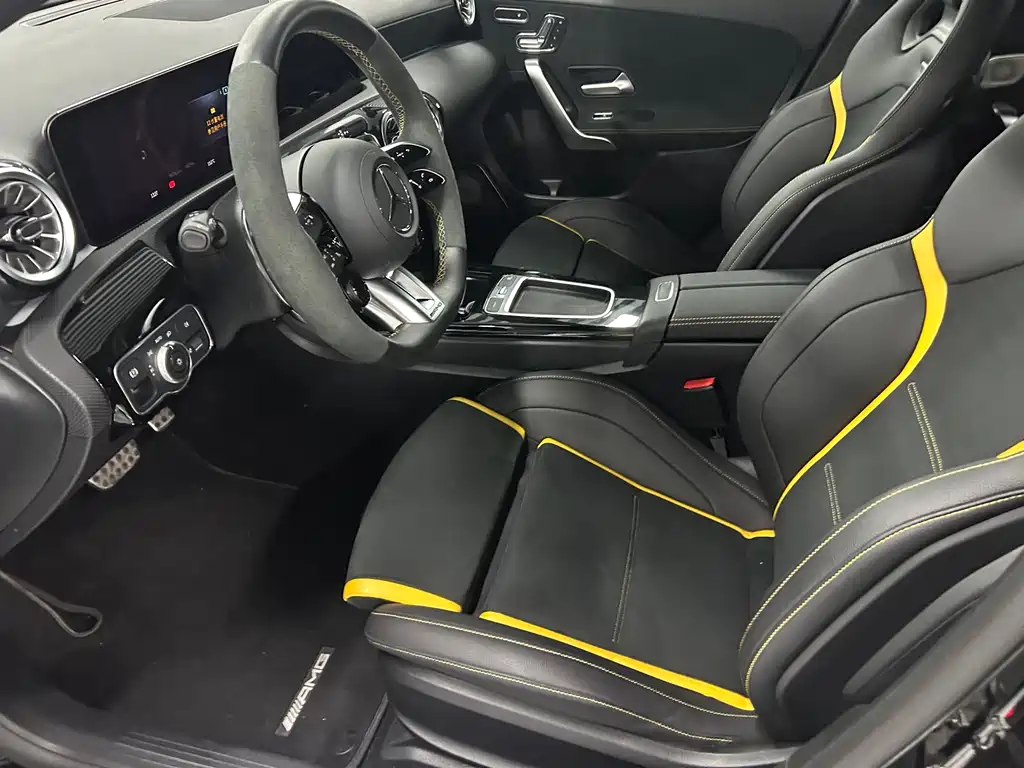 Mercedes-Benz Mercedes-Benz A-Class AMG A 45 S 4MATIC+ 2024 - thumbnail 17
