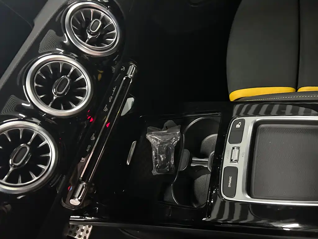 Mercedes-Benz Mercedes-Benz A-Class AMG A 45 S 4MATIC+ 2024 - thumbnail 19
