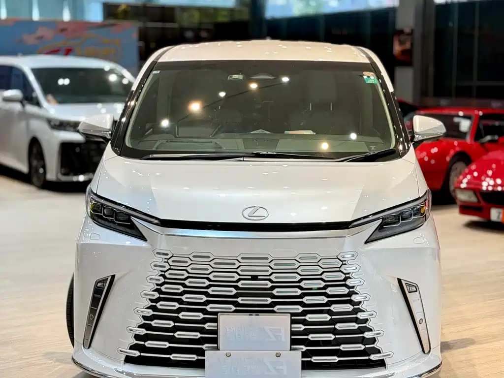 Lexus Lexus LM 350h Six-Seat Executive Edition 2025 - thumbnail 2