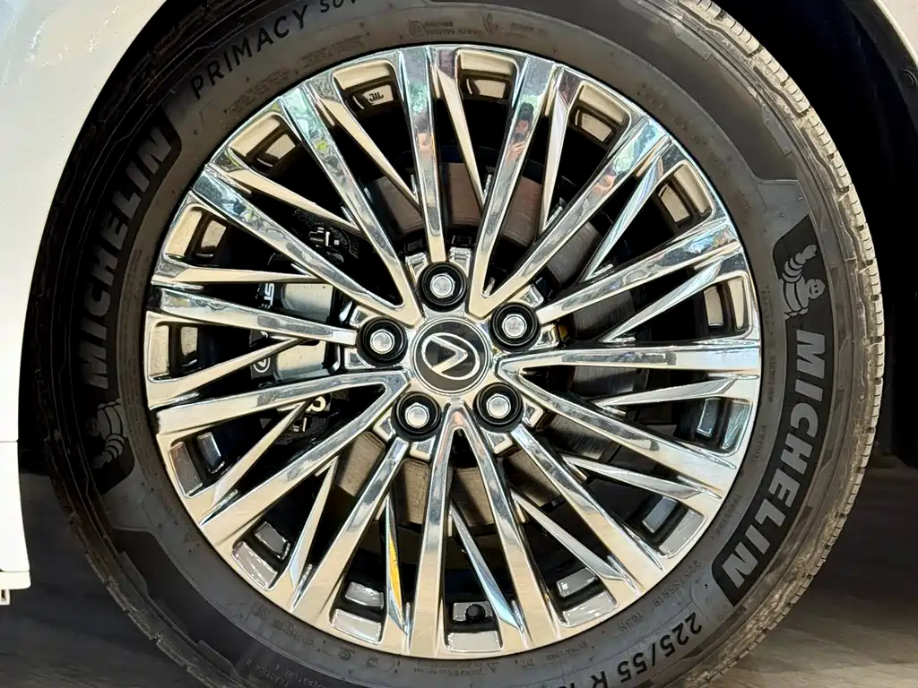 Lexus Lexus LM 350h Six-Seat Executive Edition 2025 - thumbnail 10