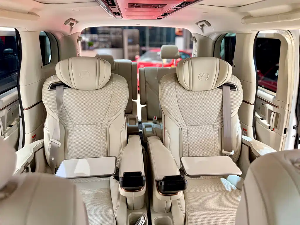 Lexus Lexus LM 350h Six-Seat Executive Edition 2025 - thumbnail 20