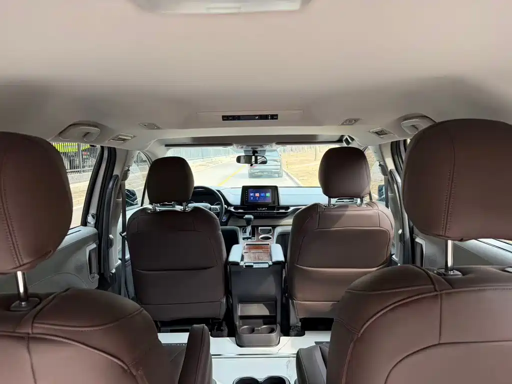 Toyota Toyota Sienna 2021 2.5L Hybrid LE 2023 - thumbnail 12