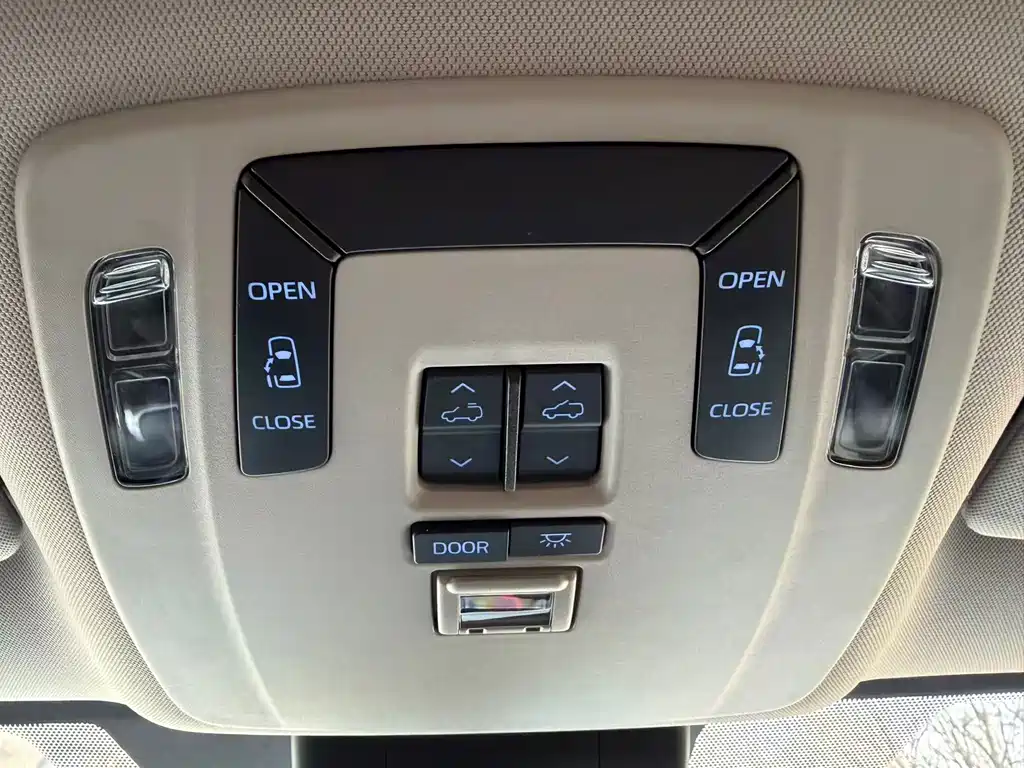 Toyota Toyota Sienna 2021 2.5L Hybrid LE 2023 - thumbnail 15