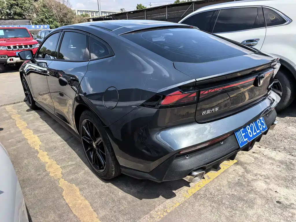 Changan Changan UNI-V 2022 1.5T Premium Edition 2022 - thumbnail 6