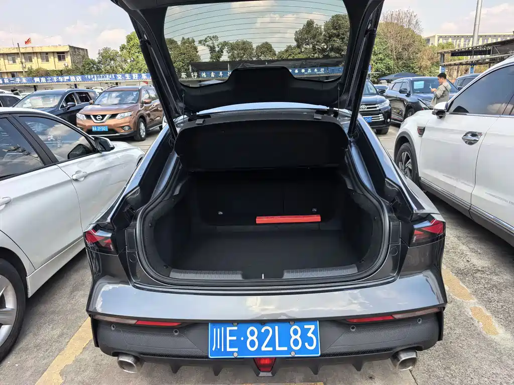 Changan Changan UNI-V 2022 1.5T Premium Edition 2022 - thumbnail 7