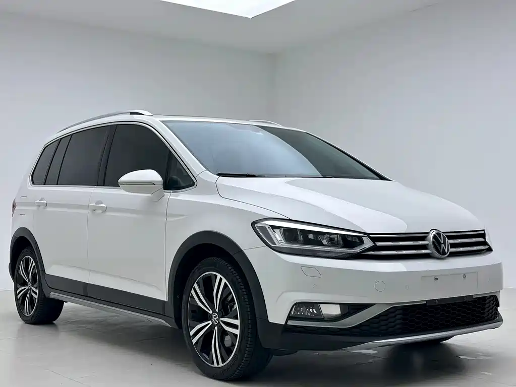 Volkswagen Volkswagen Touran 2021 Touran L 280TSI DSG Traction Edition 6-seater 2023 - thumbnail 3