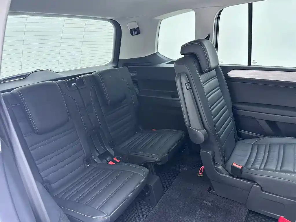 Volkswagen Volkswagen Touran 2021 Touran L 280TSI DSG Traction Edition 6-seater 2023 - thumbnail 10