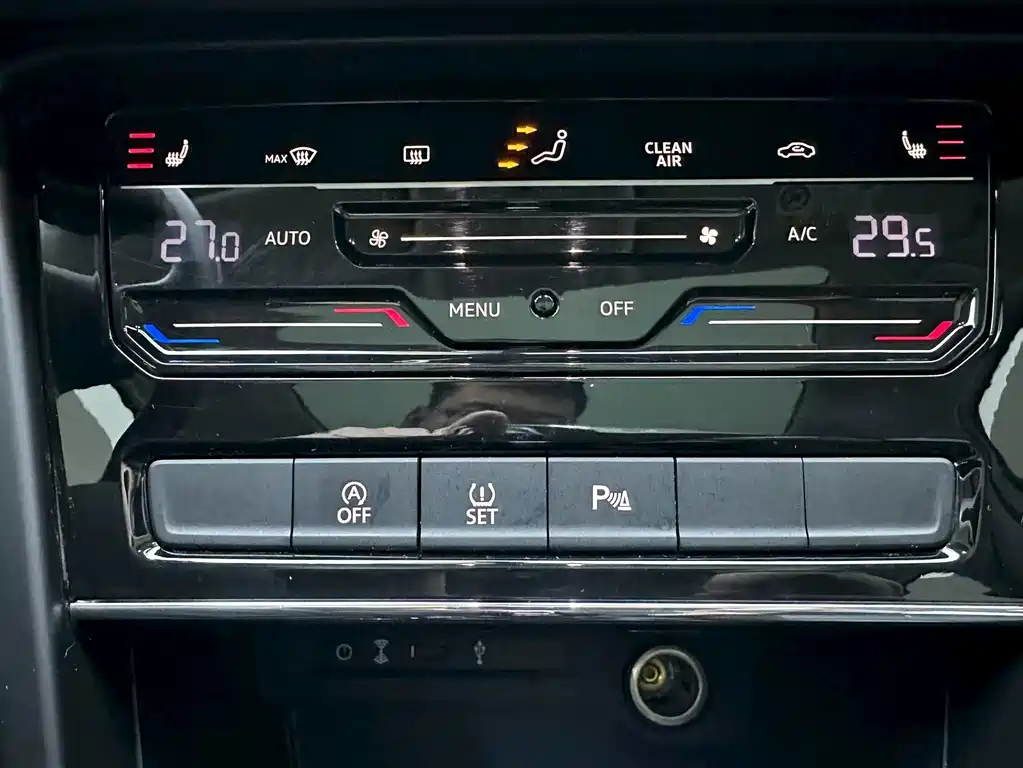 Volkswagen Volkswagen Touran 2021 Touran L 280TSI DSG Traction Edition 6-seater 2023 - thumbnail 15