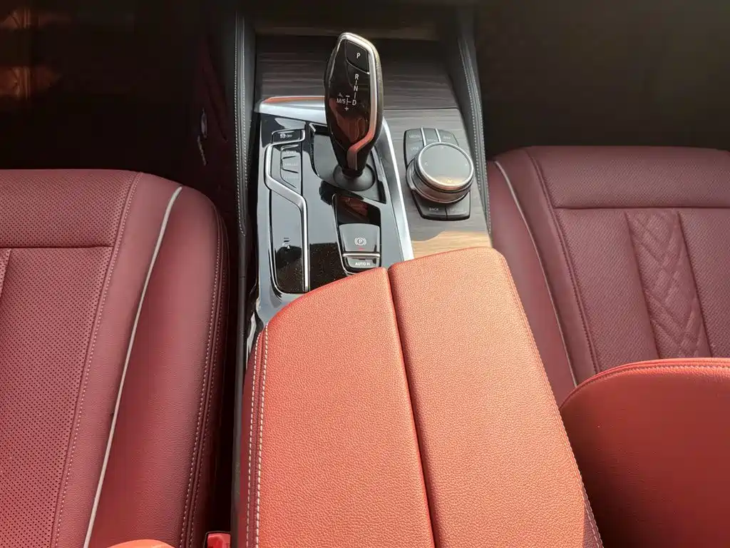 BMW BMW 5 Series 2021 Model Year Facelift 530Li Leading Edition Luxury Package 2021 - thumbnail 17
