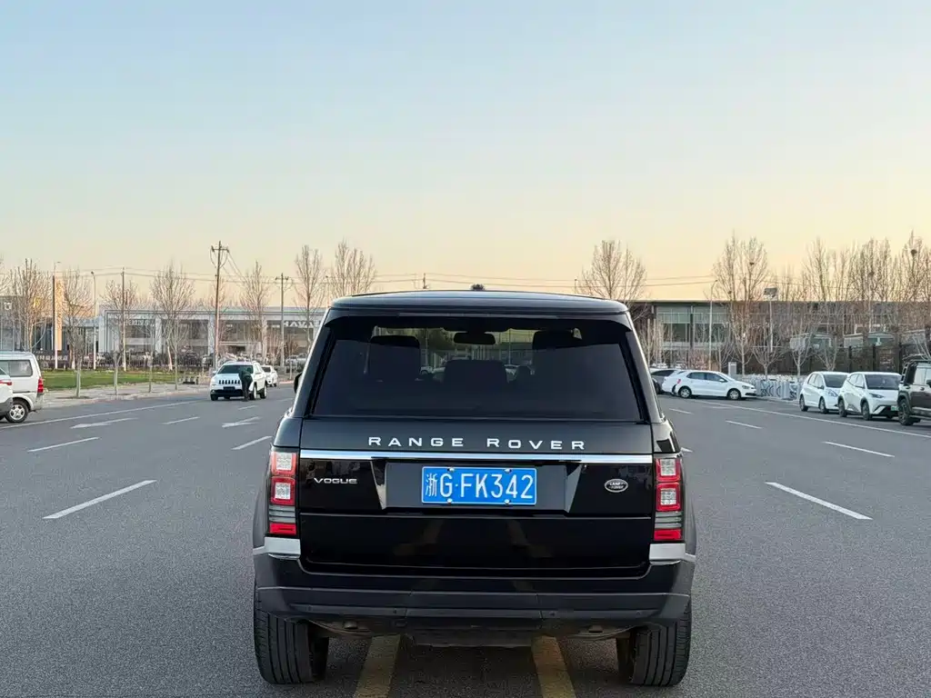 Land Rover Range Rover 2014 3.0 SC V6 Vogue 2014 - thumbnail 5