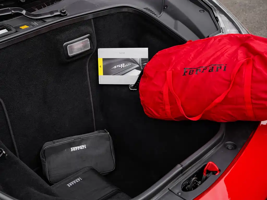 Ferrari Ferrari 458 Italia 2011 4.5L 2011 - thumbnail 10