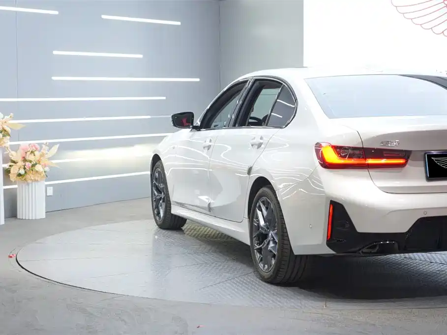 BMW BMW 3 Series 2025 330Li M Sport Night Package 2025 - thumbnail 3