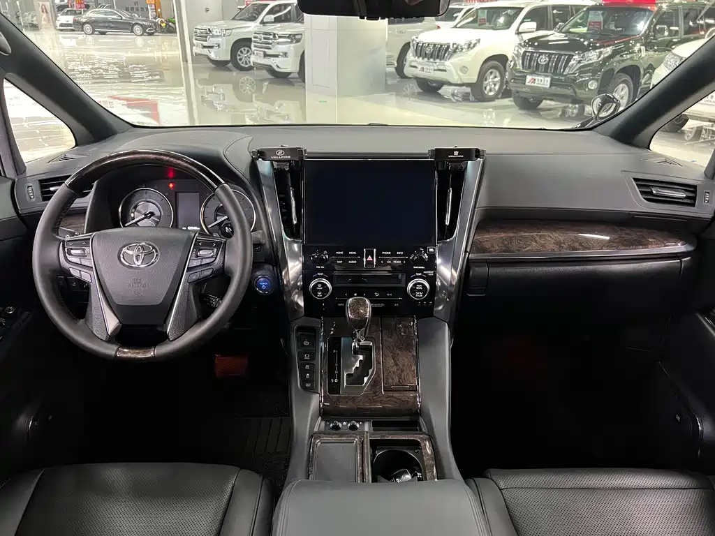 Toyota Alphard 2021 Crown Hybrid 2.5L HV Luxury Version 2022 - thumbnail 15
