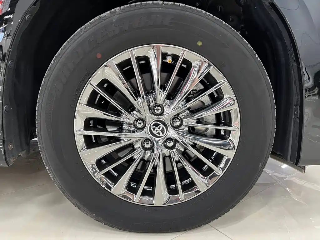Toyota Alphard 2021 Crown Hybrid 2.5L HV Luxury Version 2022 - thumbnail 25