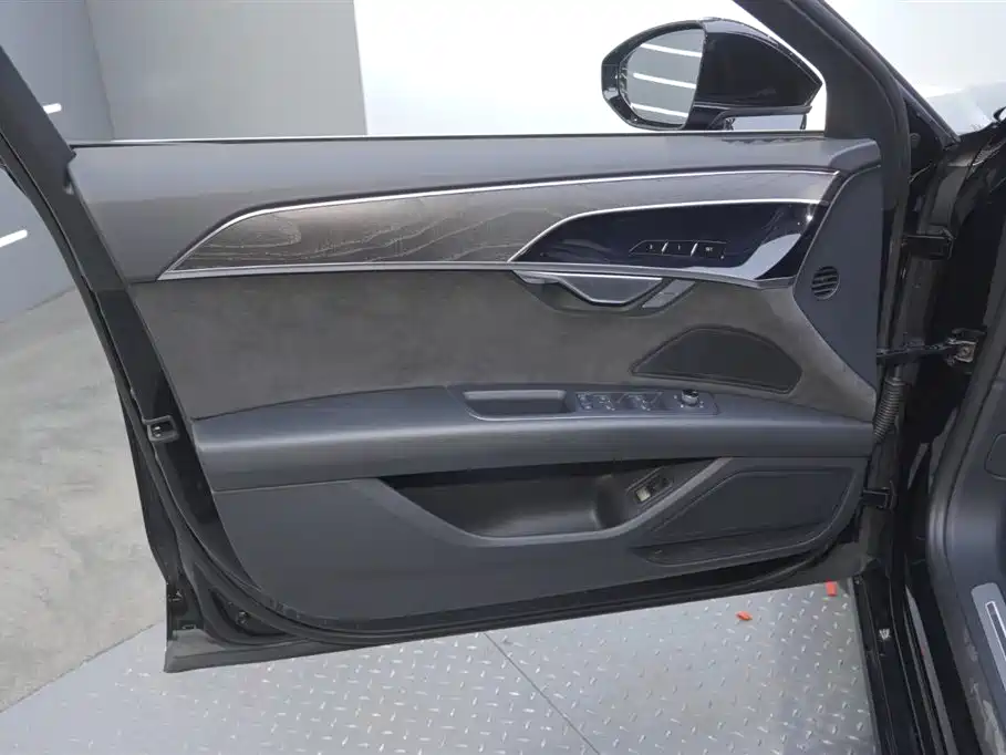 Audi Audi A8 2021 A8L 50 TFSI quattro Comfort Line 2021 - thumbnail 11