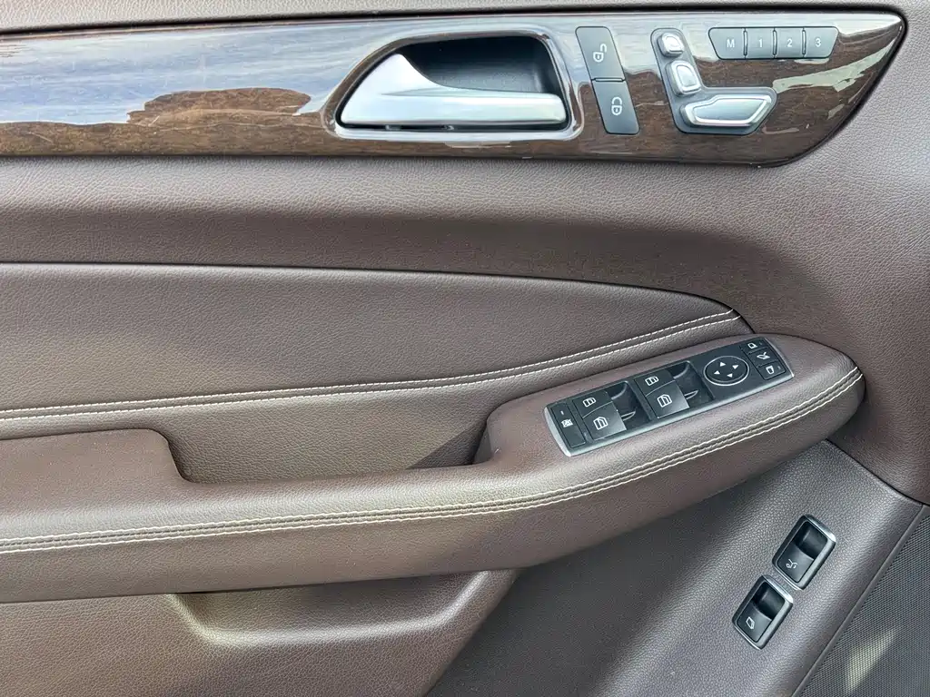 Mercedes-Benz Mercedes-Benz GLS 2017 GLS 400 4MATIC Dynamic 2017 - thumbnail 15